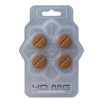 Blister contenente quattro compresse marroni Elythra Labs da 40 mg di Estratto Full Spectrum di Mitragynina Kratom, disposte in una confezione di plastica con motivo floreale, con logo del marchio e indicazione del dosaggio.